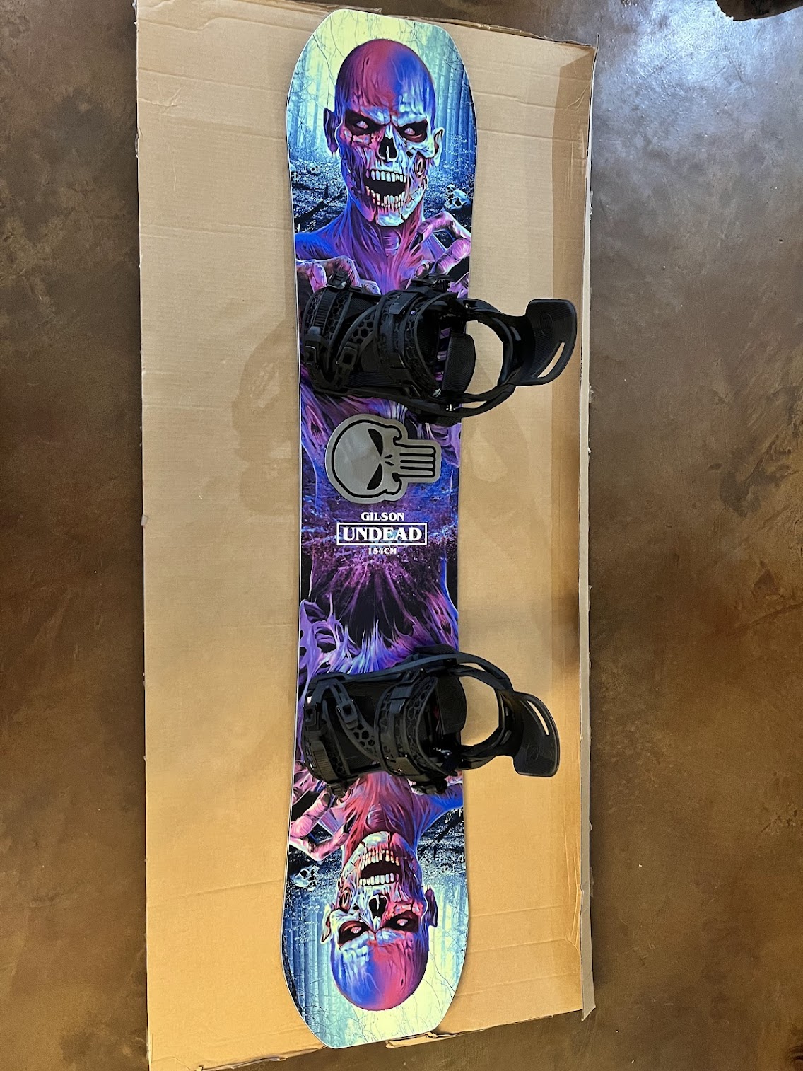 Snowboards - Undead | GILSON